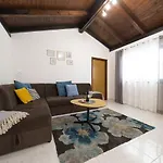 شقة Maslina زادار