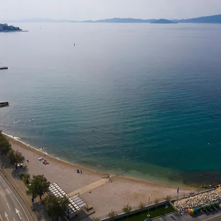 Apartament Maslina *